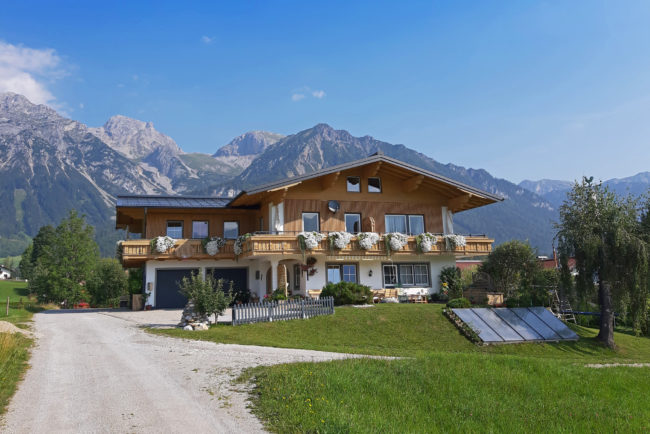 appartements-laerchmoos_haus-1-sommer-neu